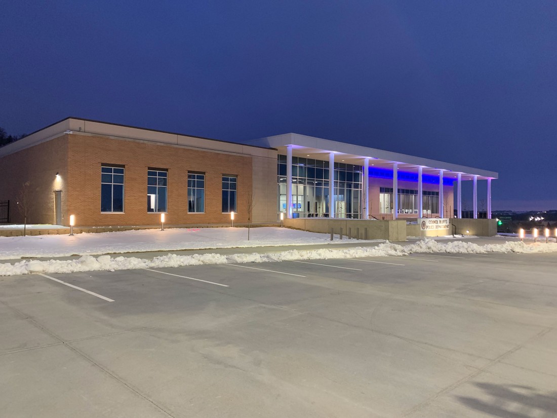 Council Bluffs Police Headquarters, Iowa, Hoefer Wysocki Architects SGH, CEI Materials R3000