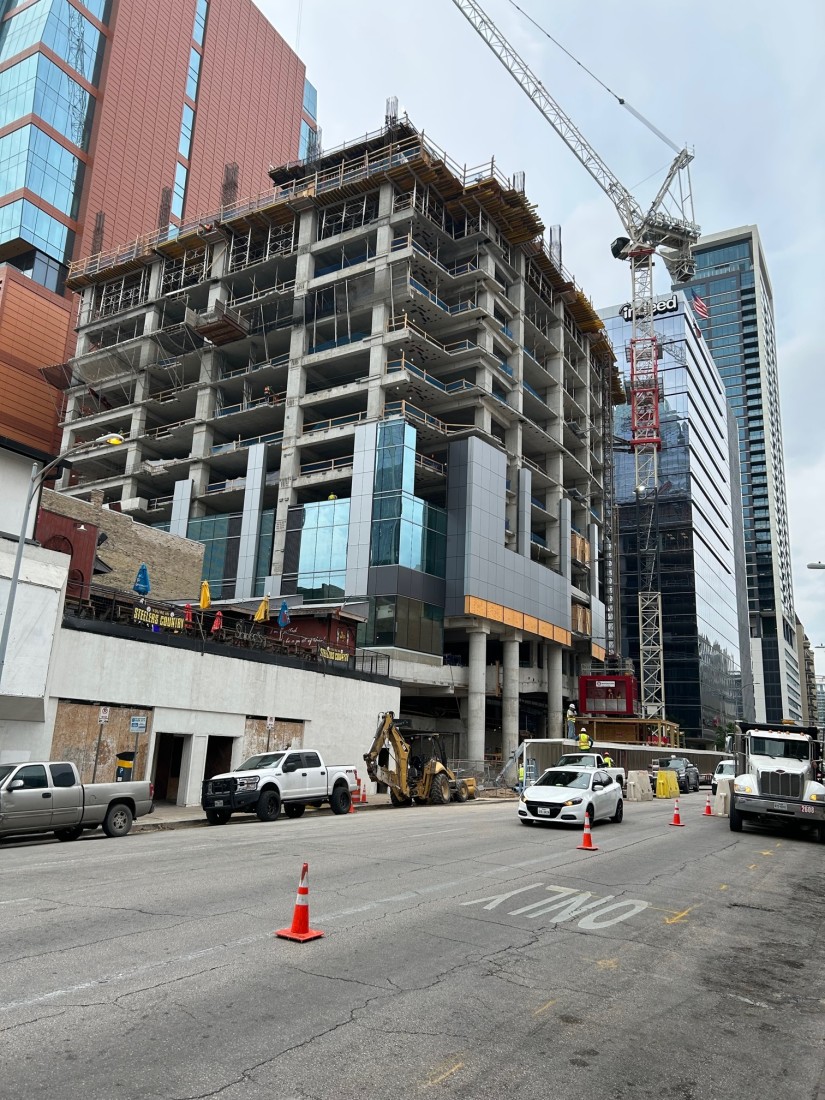 415 Colorado Street, Ziegler Cooper Architects, Harvey-Cleary Builders, Baker Triangle, R4000