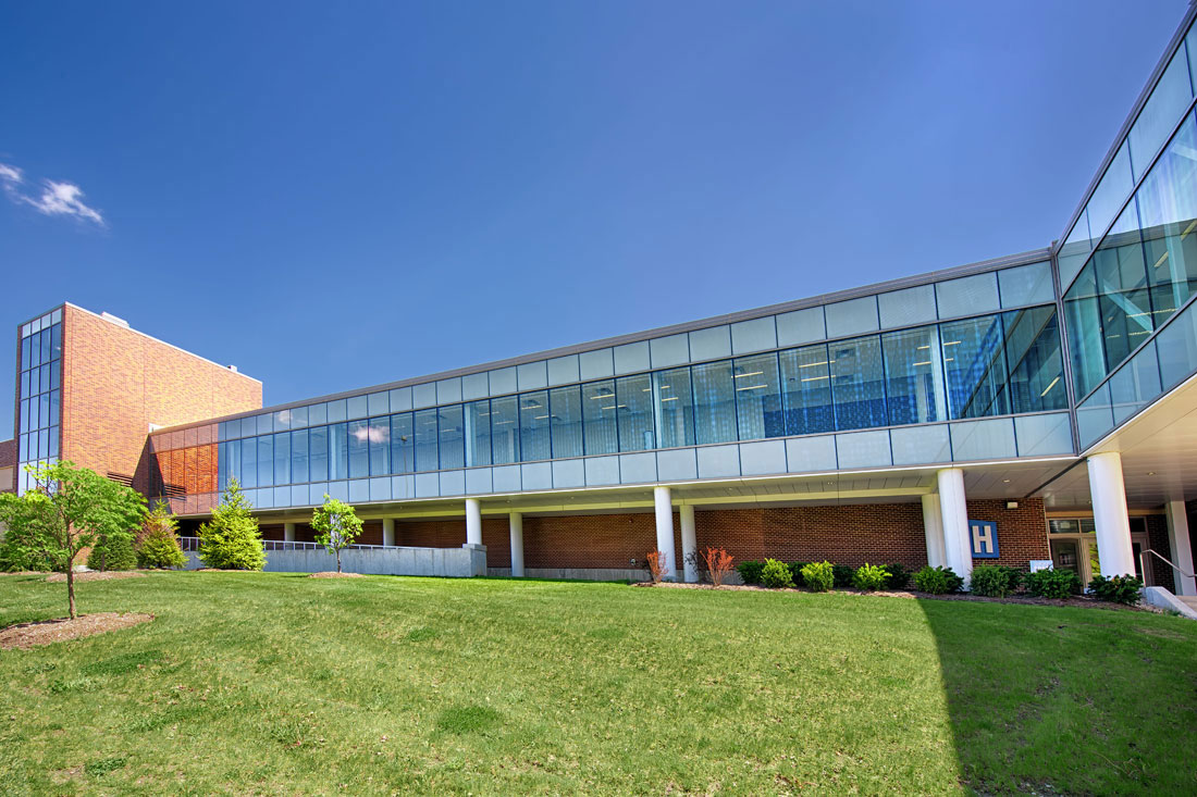 Harper College Building H, Holabird Root, Tyler Lane Construction, CEI Materials, Renovation