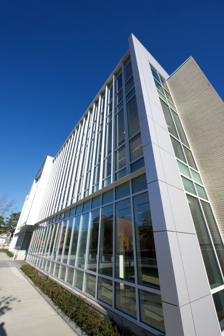 Holyoke Public Library, Massachusetts, Finegold Alexander Architects, Fontaine Brothers, Great Lakes Metal Panels, CEI Materials R4000
