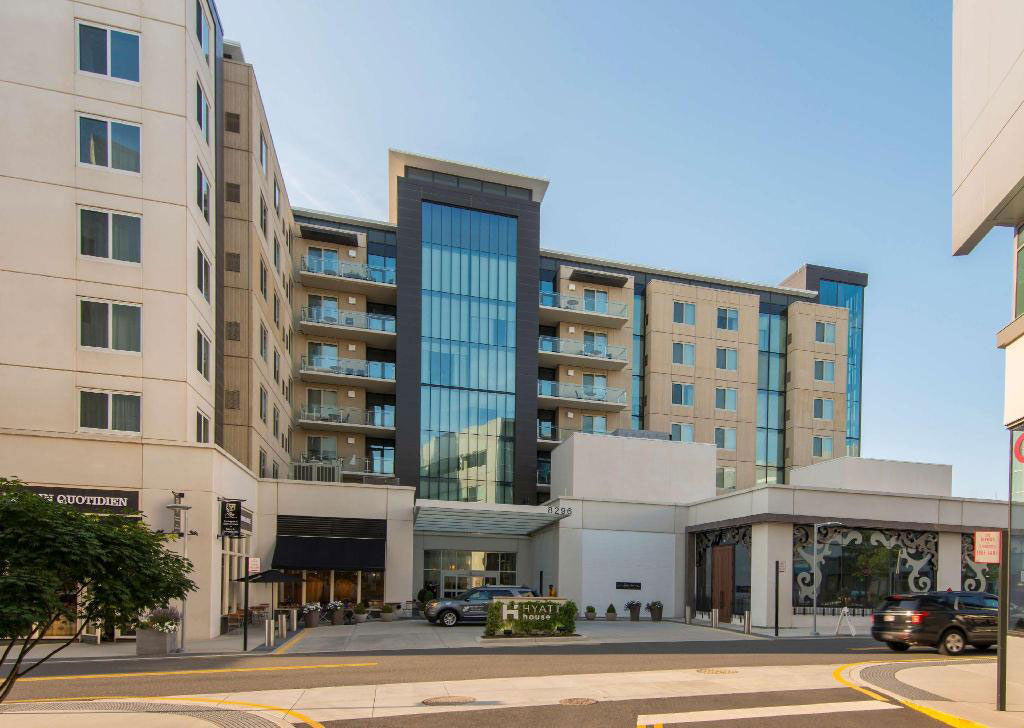 Hyatt House, Fairfax, Virginia, LK Architecture, HITT Contracting, CEI Materials, Photography Hyatt