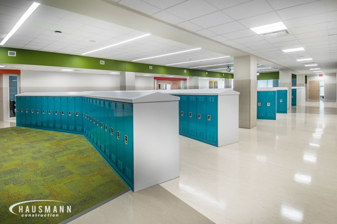 Marilyn Moore Middle School, Clark Enersen, Hausmann Construction, SGH Inc, Photography Hausmann Construction