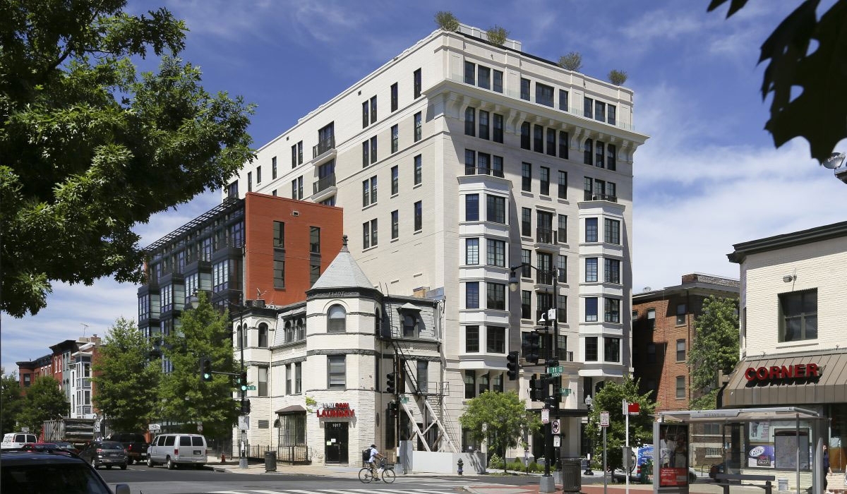 10Eleven Condominiums