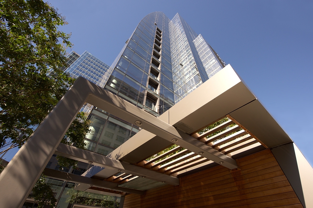 Rosslyn Central Residential Place
